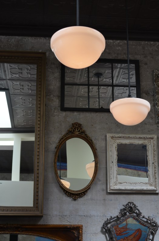 Mirrored Interiors at Brenda's