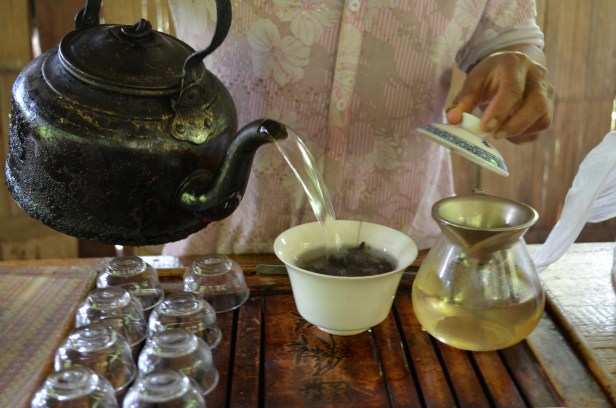 House of Haos Yunnan Puer Tea Hike Tea Tasting Pouring